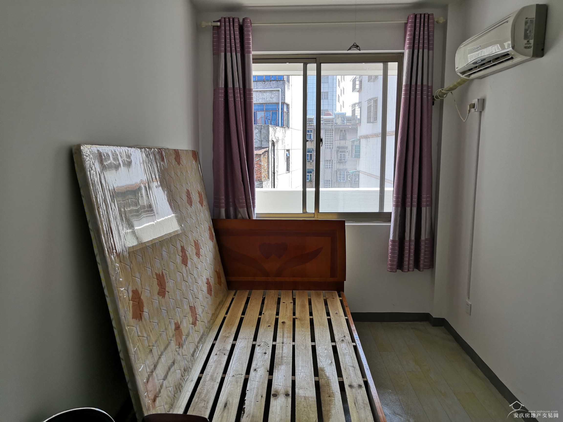 龍山路與人民路雙學(xué)區(qū)房